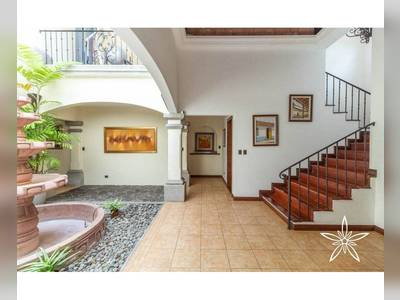 House &middot; For sale &middot; 4 bedrooms