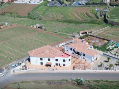 House &middot; For sale &middot; 10 bedrooms