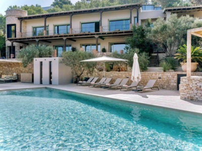 House &middot; For sale &middot; 8 bedrooms