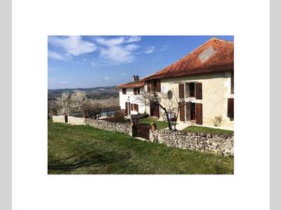 House &middot; For sale &middot; 4 bedrooms