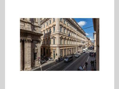 Apartment &middot; For sale &middot; 10 bedrooms