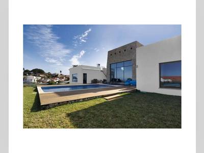 House &middot; For sale &middot; 4 bedrooms