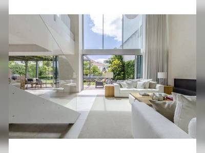 House &middot; For sale &middot; 6 bedrooms